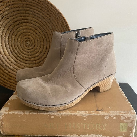 Dansko Maria clog booties - Picture 3 of 4